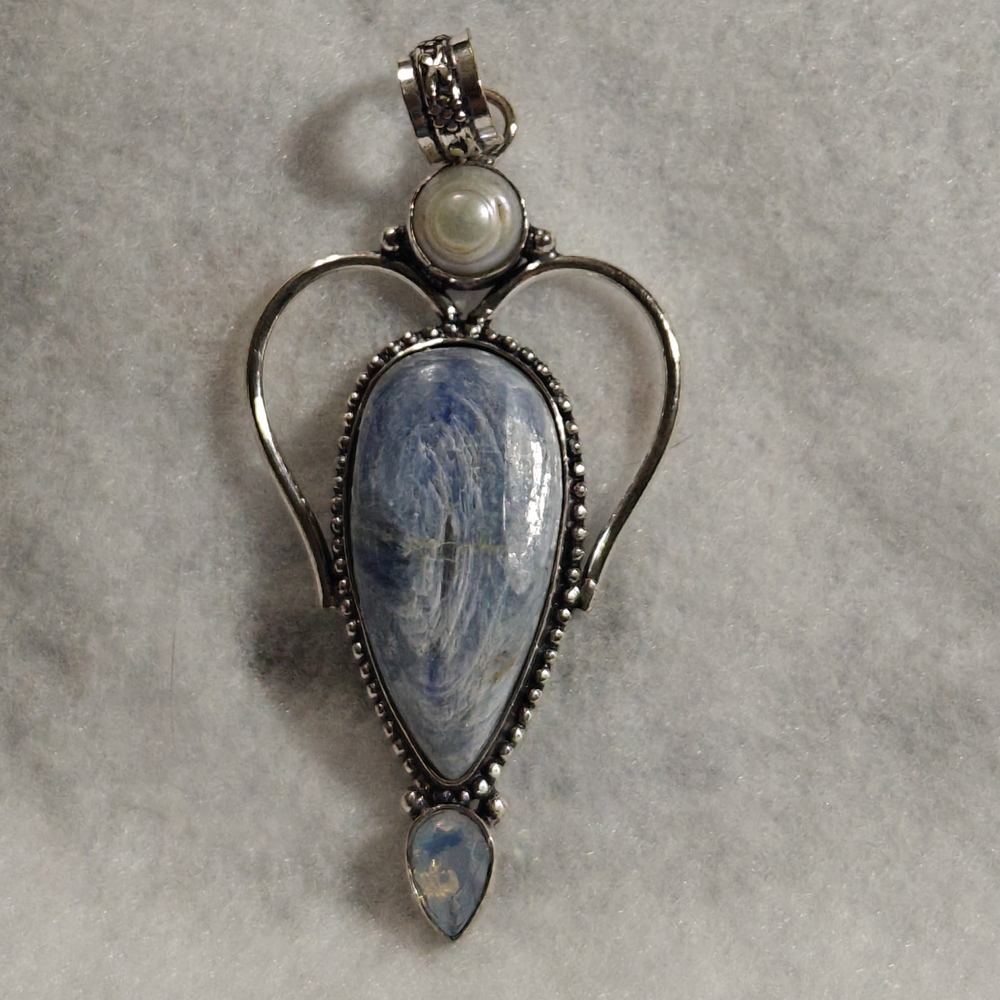 Elegant Silver and Kyanite Pendant Angel